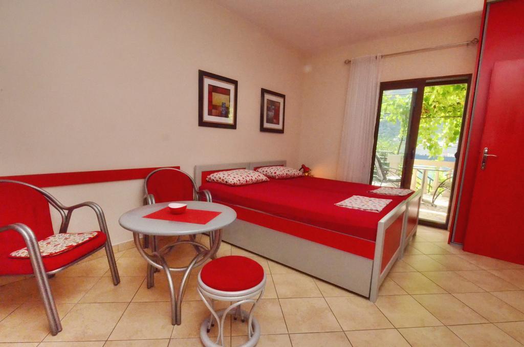 Apartmani Cetkovic Kotor Zimmer foto