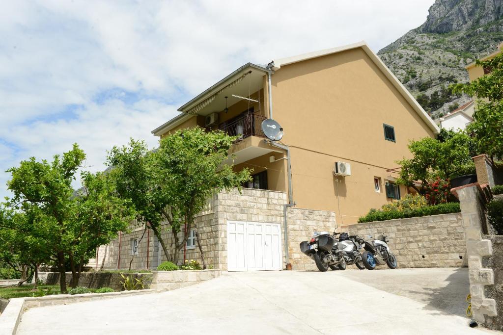 Apartmani Cetkovic Kotor Zimmer foto